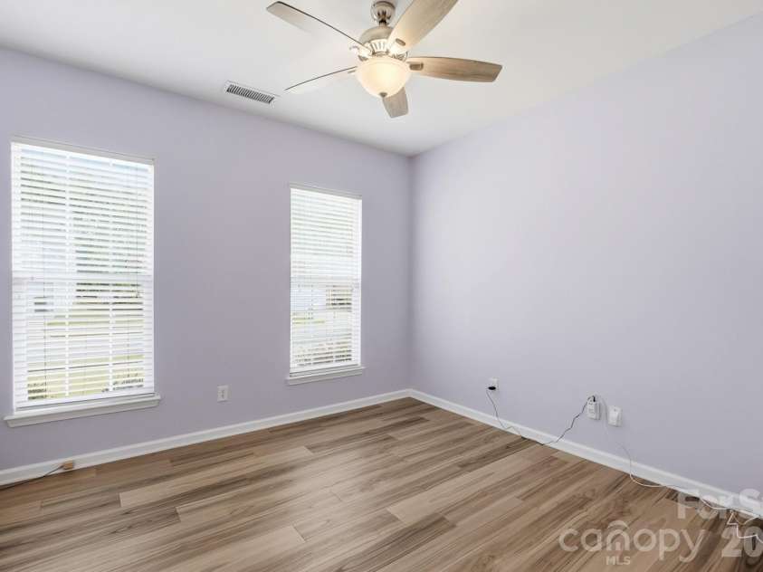 8530 Heron Glen Drive, Charlotte, NC 28269.  MLS# CAR4410893, YatesRealty ID 44779. Front Bedroom