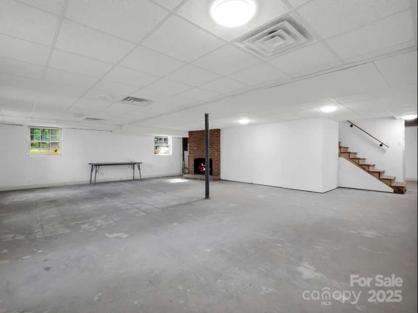 320 Country Club Acres None, Shelby, NC 28150.  MLS# CAR4298771, YatesRealty ID 4478. Unfinished Basement 