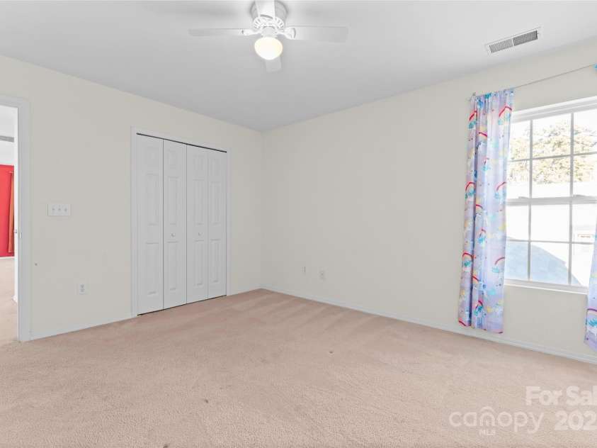 9321 Bayview Parkway, Charlotte, NC 28216.  MLS# CAR4211715, YatesRealty ID 4478. 