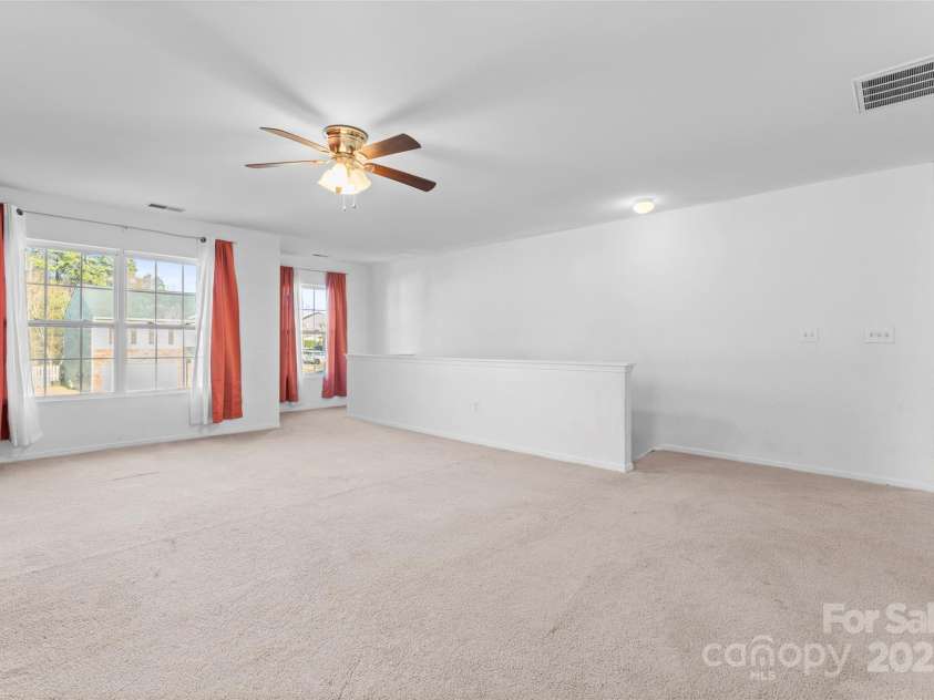 9321 Bayview Parkway, Charlotte, NC 28216.  MLS# CAR4211715, YatesRealty ID 4478. 