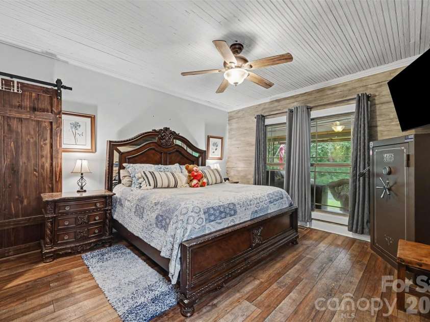 106 Guffey Road, Cherryville, NC 28021.  MLS# CAR4414816, YatesRealty ID 44781. 