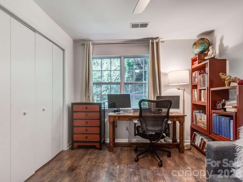 1052 Churchill Downs Court, Charlotte, NC 28211.  MLS# CAR4414268, YatesRealty ID 44784. Bedroom #2