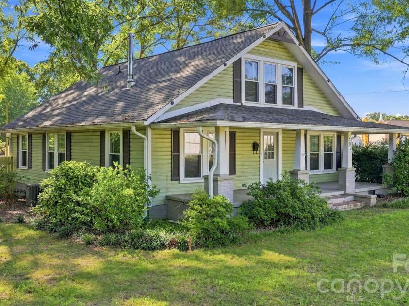 503 Shearers Road, Mooresville, NC 28115.  MLS# CAR4414609, YatesRealty ID 44786. 