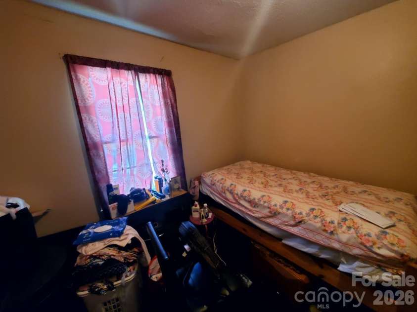 416 Henry Street, Rocky Mount, NC 27803.  MLS# CAR4413843, YatesRealty ID 44787. 