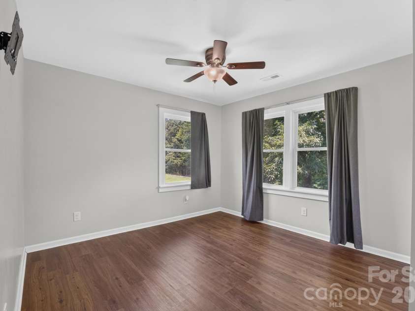 713 Wilmont Street, Lenoir, NC 28645.  MLS# CAR4413917, YatesRealty ID 44788. 