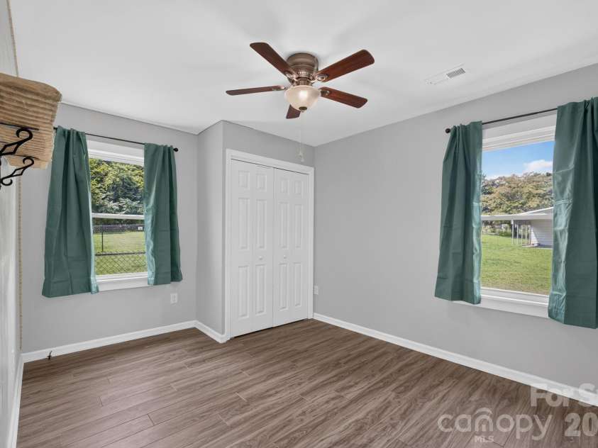 713 Wilmont Street, Lenoir, NC 28645.  MLS# CAR4413917, YatesRealty ID 44788. 