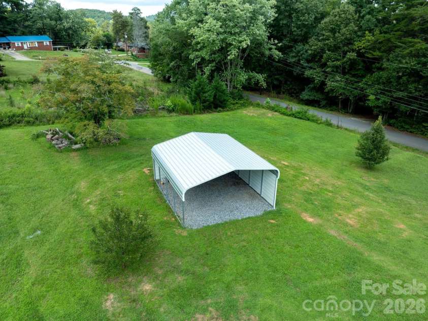 713 Wilmont Street, Lenoir, NC 28645.  MLS# CAR4413917, YatesRealty ID 44788. 