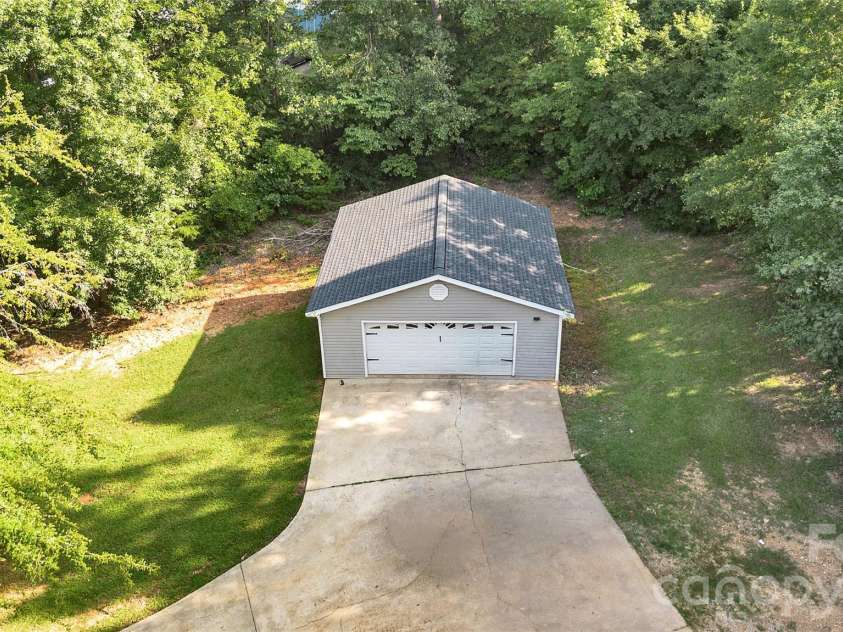 1636 Cedar Terrace Drive, Lancaster, SC 29720.  MLS# CAR4414700, YatesRealty ID 44789. 