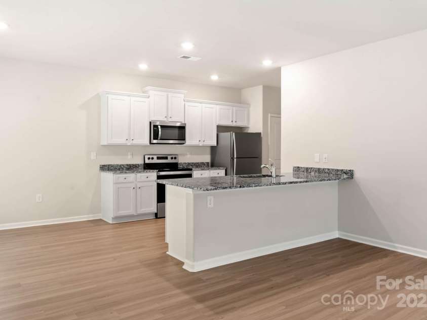 3270 Maple Ridge Drive, Gastonia, NC 28052.  MLS# CAR4221594, YatesRealty ID 4479. 