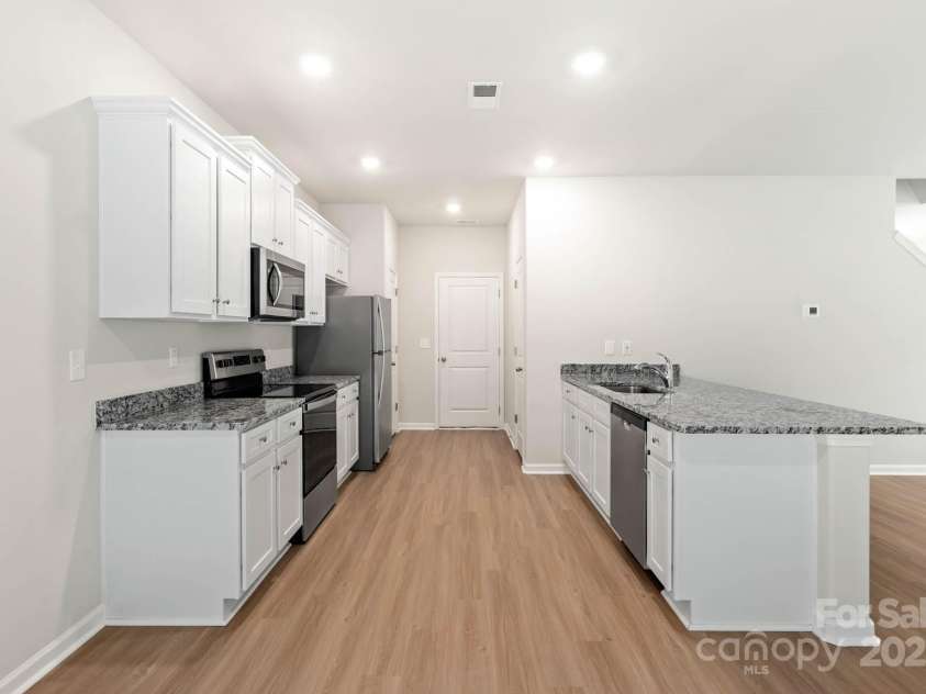 3270 Maple Ridge Drive, Gastonia, NC 28052.  MLS# CAR4221594, YatesRealty ID 4479. 