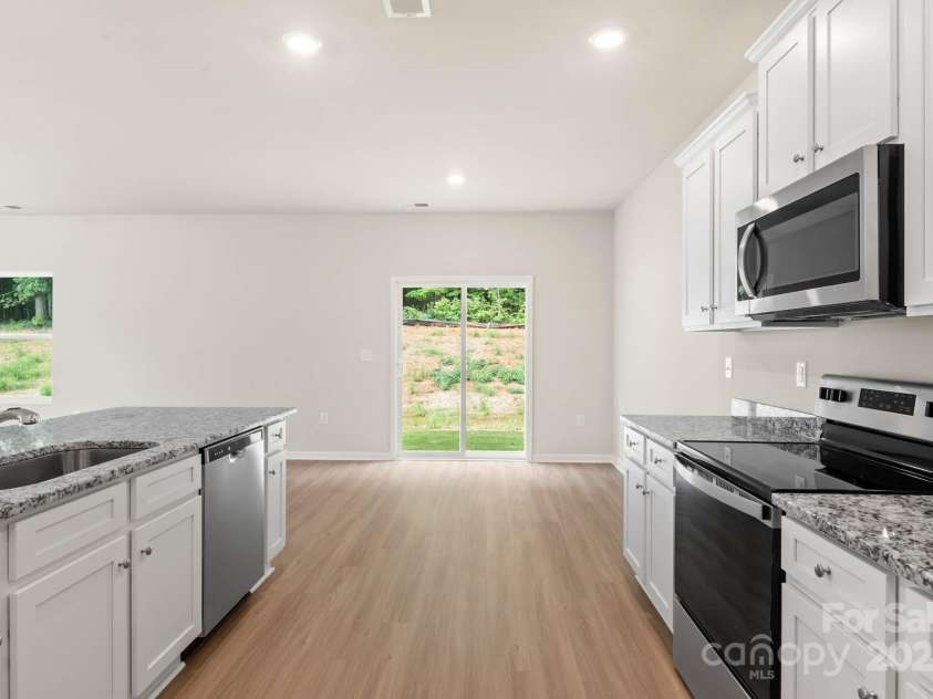 3270 Maple Ridge Drive, Gastonia, NC 28052.  MLS# CAR4221594, YatesRealty ID 4479. 