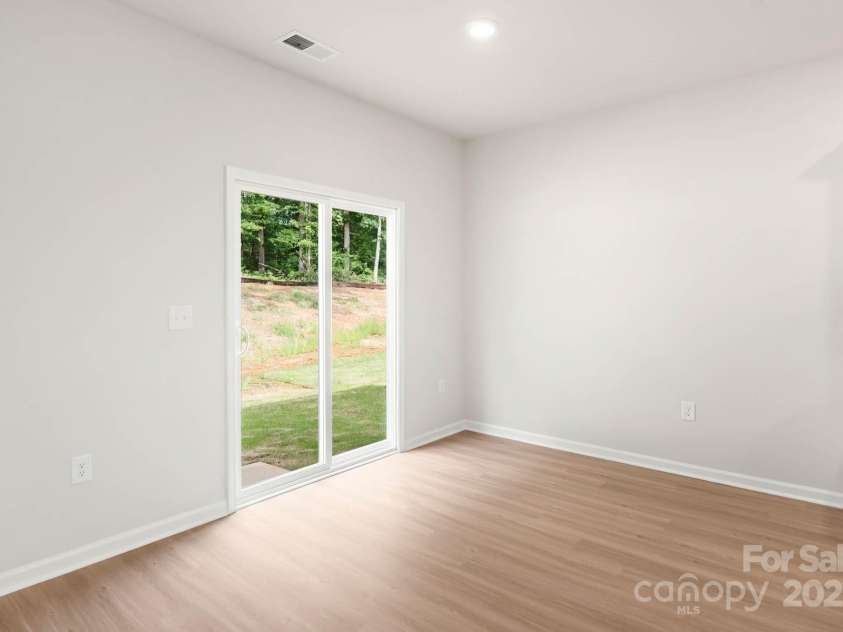 3270 Maple Ridge Drive, Gastonia, NC 28052.  MLS# CAR4221594, YatesRealty ID 4479. 