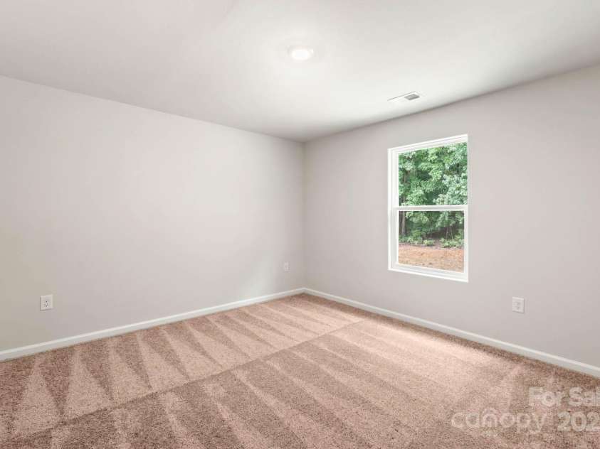 3270 Maple Ridge Drive, Gastonia, NC 28052.  MLS# CAR4221594, YatesRealty ID 4479. 