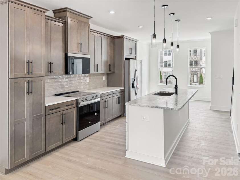 3716 Tryon Street, Charlotte, NC 28217.  MLS# CAR4414893, YatesRealty ID 44792. 