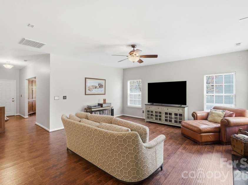 411 Moonshadow Haven, York, SC 29745.  MLS# CAR4414370, YatesRealty ID 44793. 