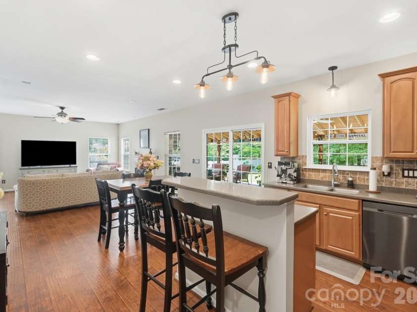 411 Moonshadow Haven, York, SC 29745.  MLS# CAR4414370, YatesRealty ID 44793. 