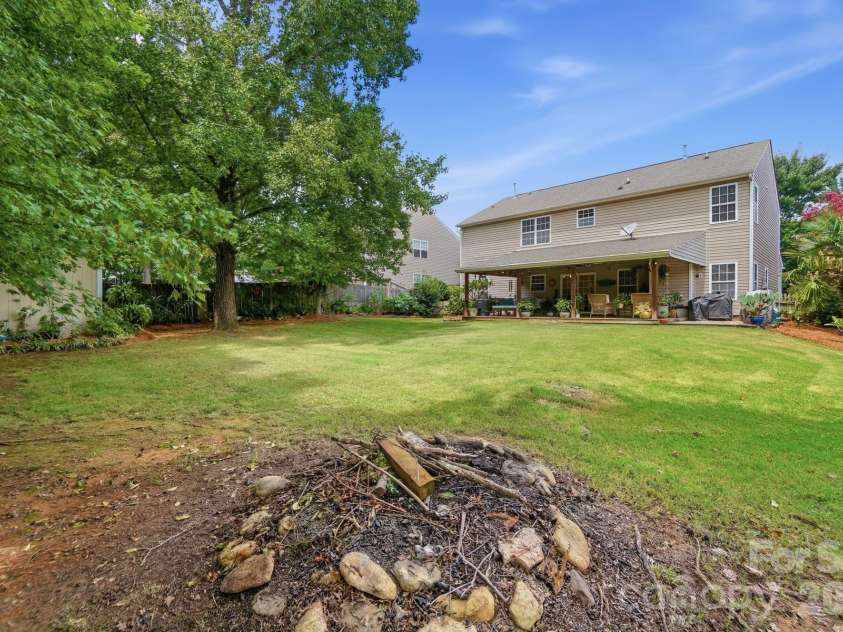 411 Moonshadow Haven, York, SC 29745.  MLS# CAR4414370, YatesRealty ID 44793. 