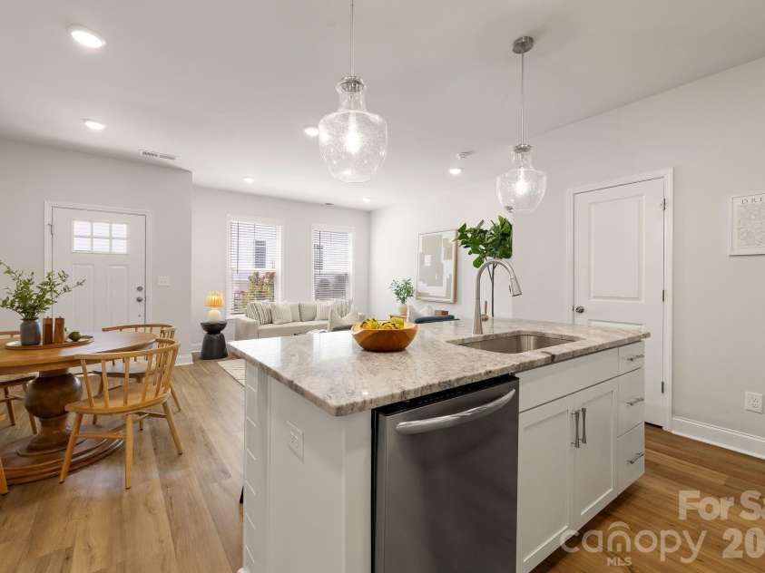 5012 Calvine Mill Way, Charlotte, NC 28205.  MLS# CAR4413396, YatesRealty ID 44794. 