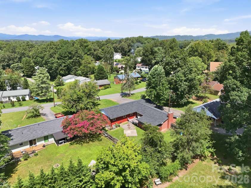 376 School Road, Asheville, NC 28803.  MLS# CAR4407081, YatesRealty ID 44798. 
