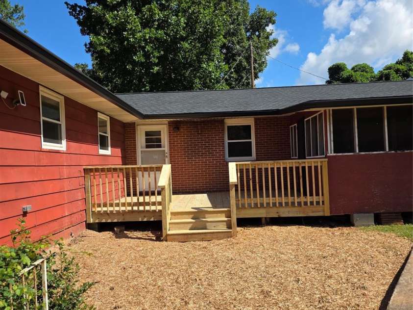 376 School Road, Asheville, NC 28803.  MLS# CAR4407081, YatesRealty ID 44798. 