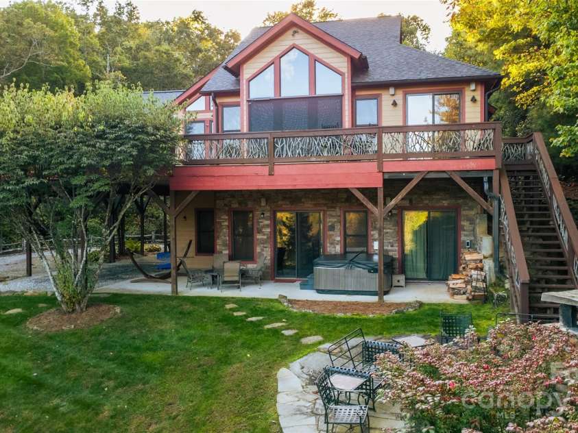 300 Falls View Drive, Lake Toxaway, NC 28774.  MLS# CAR4311504, YatesRealty ID 448. 