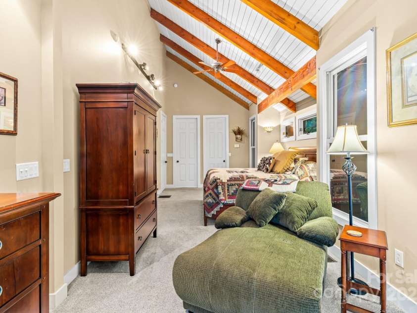 300 Falls View Drive, Lake Toxaway, NC 28774.  MLS# CAR4311504, YatesRealty ID 448. 