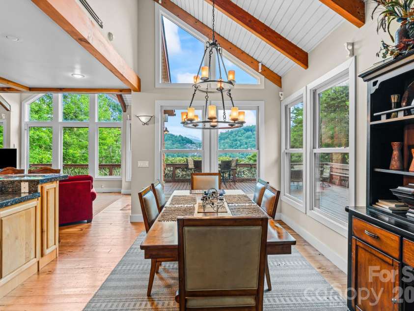 300 Falls View Drive, Lake Toxaway, NC 28774.  MLS# CAR4376323, YatesRealty ID 448. 