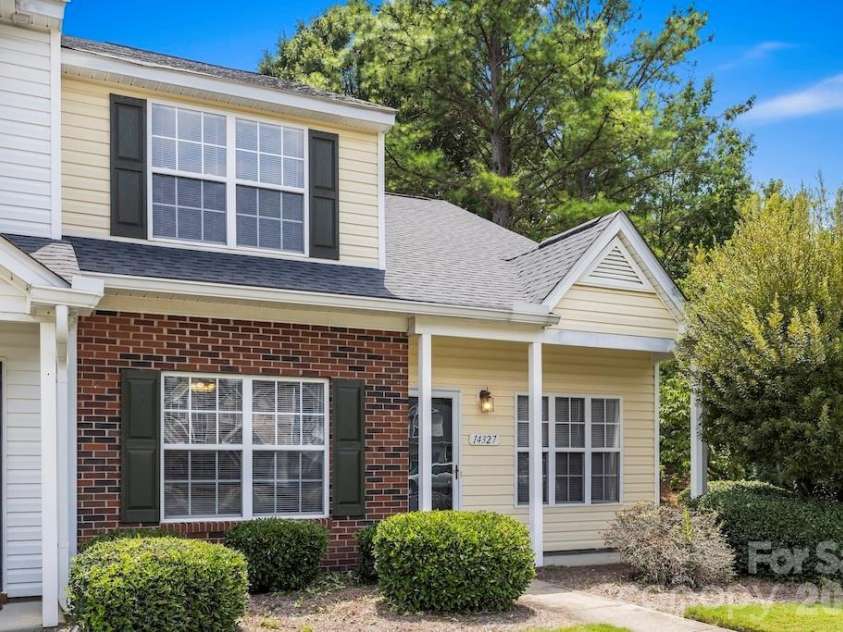 14327 Tranters Creek Lane, Charlotte, NC 28273.  MLS# CAR4415230, YatesRealty ID 44805. 