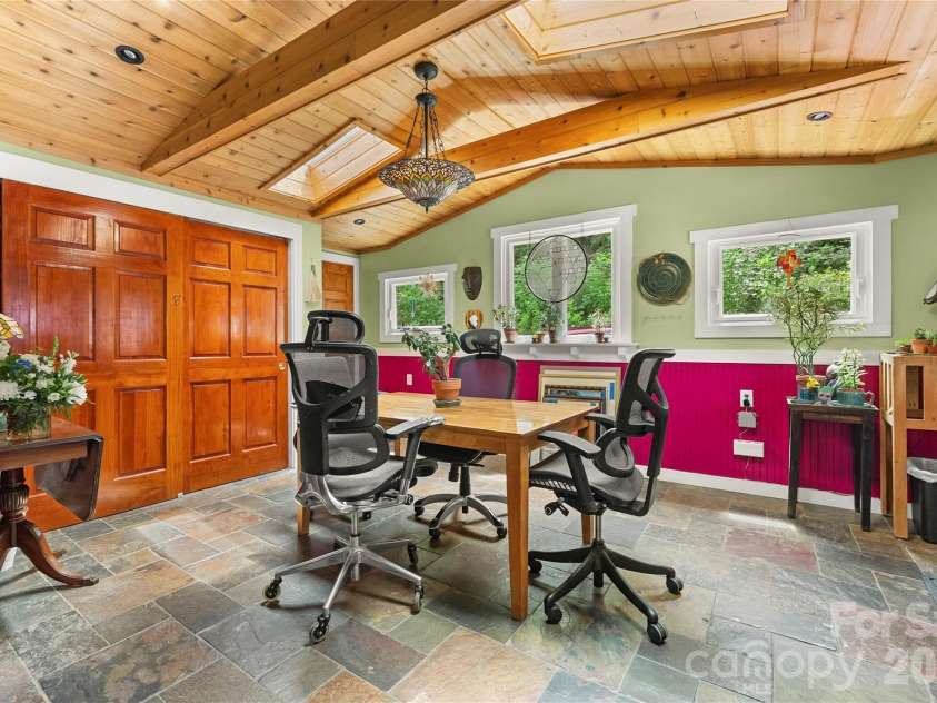 620 Old Lytle Cove Road, Swannanoa, NC 28778.  MLS# CAR4415136, YatesRealty ID 44806. Dining room