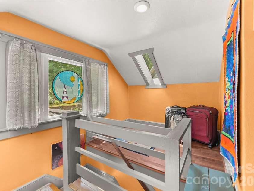 620 Old Lytle Cove Road, Swannanoa, NC 28778.  MLS# CAR4415136, YatesRealty ID 44806. Upstairs landing