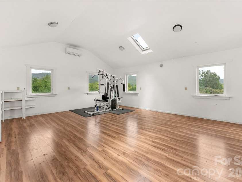 620 Old Lytle Cove Road, Swannanoa, NC 28778.  MLS# CAR4415136, YatesRealty ID 44806. Upstairs studio