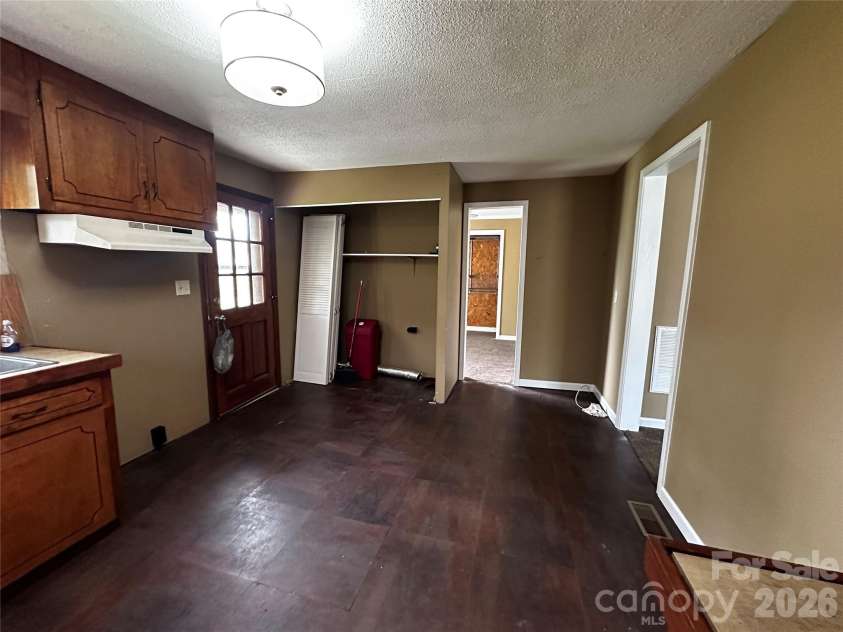 2202 Brookview Avenue, Kannapolis, NC 28081.  MLS# CAR4411007, YatesRealty ID 44808. Kitchen with Laundry Closet