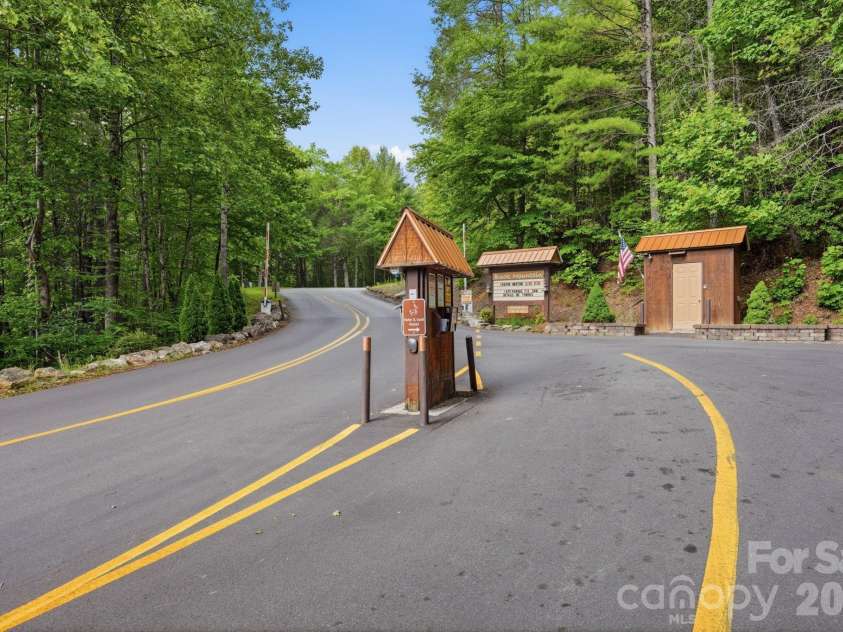 345 Chalk Dust Trail, Purlear, NC 28665.  MLS# CAR4415020, YatesRealty ID 44809. Entry Gate