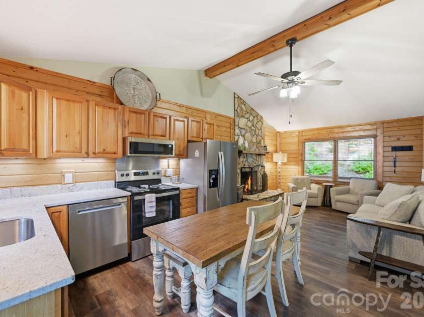 345 Chalk Dust Trail, Purlear, NC 28665.  MLS# CAR4415020, YatesRealty ID 44809. Open Kitchen