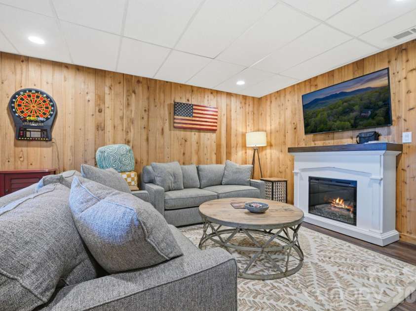 345 Chalk Dust Trail, Purlear, NC 28665.  MLS# CAR4415020, YatesRealty ID 44809. Watch The Game
