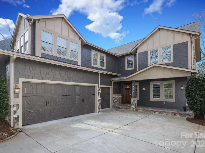 4124 Sherbrooke Drive, Charlotte, NC 28210.  MLS# CAR4224461, YatesRealty ID 4481. 