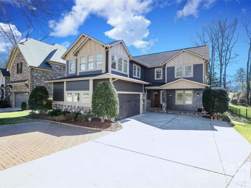 4124 Sherbrooke Drive, Charlotte, NC 28210.  MLS# CAR4224461, YatesRealty ID 4481. 