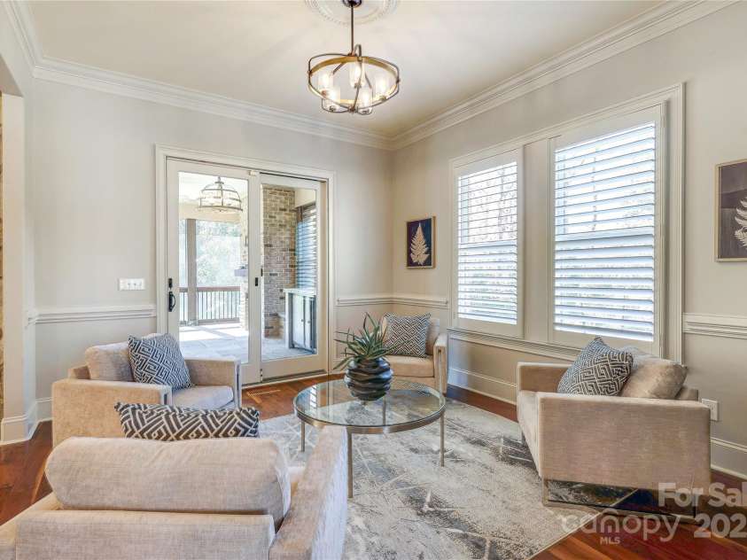 4124 Sherbrooke Drive, Charlotte, NC 28210.  MLS# CAR4224461, YatesRealty ID 4481. 