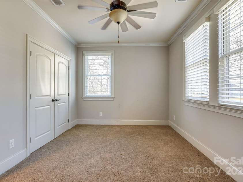 4124 Sherbrooke Drive, Charlotte, NC 28210.  MLS# CAR4224461, YatesRealty ID 4481. 