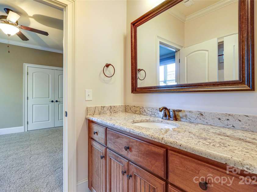 4124 Sherbrooke Drive, Charlotte, NC 28210.  MLS# CAR4224461, YatesRealty ID 4481. 
