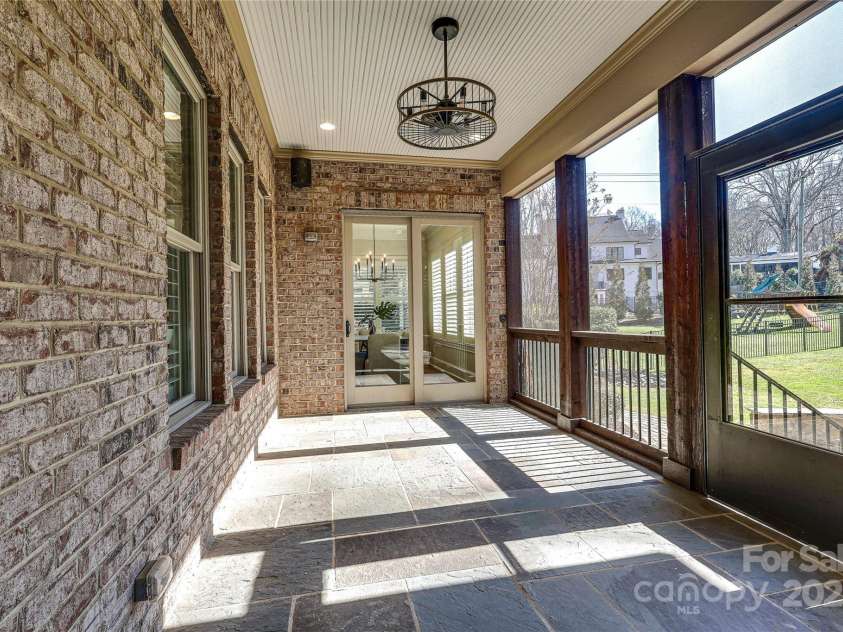 4124 Sherbrooke Drive, Charlotte, NC 28210.  MLS# CAR4224461, YatesRealty ID 4481. 
