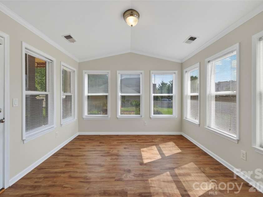 1607 Hoosac Drive, Waxhaw, NC 28173.  MLS# CAR4415250, YatesRealty ID 44812. 