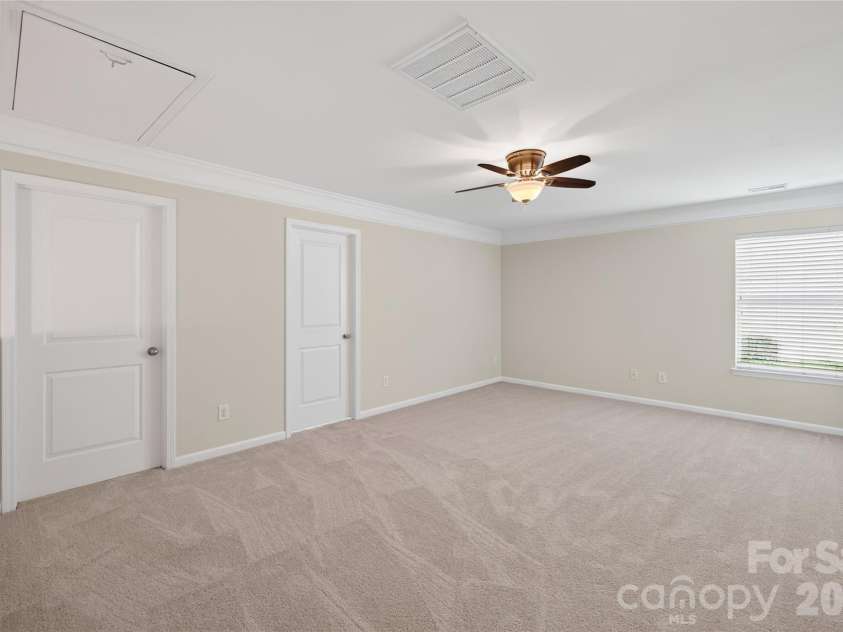 1607 Hoosac Drive, Waxhaw, NC 28173.  MLS# CAR4415250, YatesRealty ID 44812. 