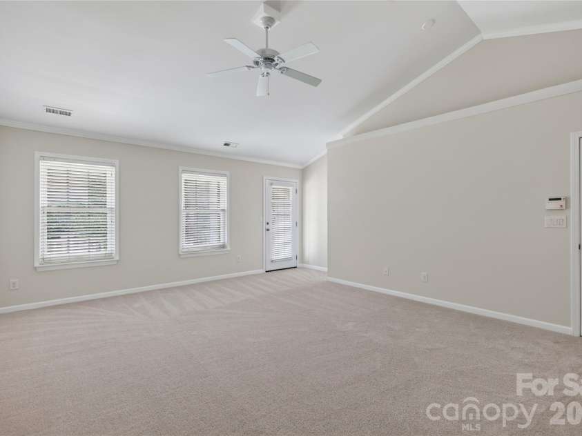 1607 Hoosac Drive, Waxhaw, NC 28173.  MLS# CAR4415250, YatesRealty ID 44812. 