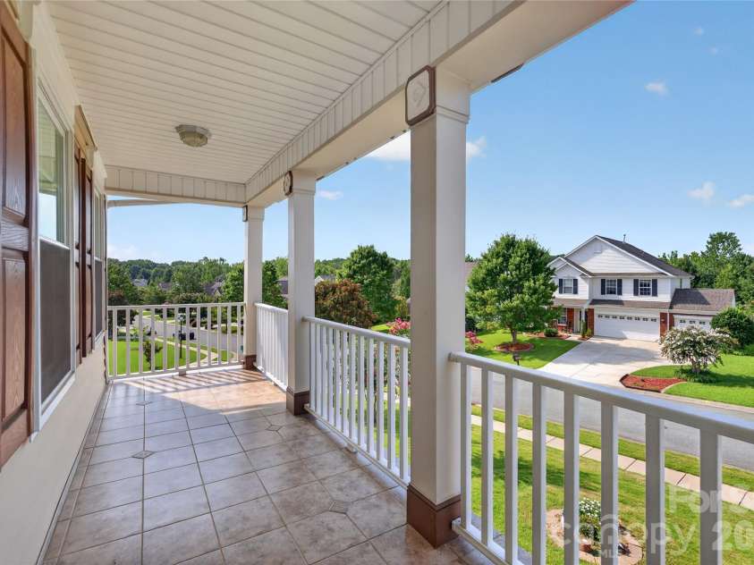 1607 Hoosac Drive, Waxhaw, NC 28173.  MLS# CAR4415250, YatesRealty ID 44812. 