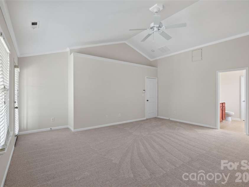 1607 Hoosac Drive, Waxhaw, NC 28173.  MLS# CAR4415250, YatesRealty ID 44812. 