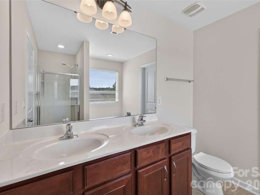 1607 Hoosac Drive, Waxhaw, NC 28173.  MLS# CAR4415250, YatesRealty ID 44812. 