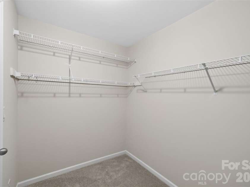 1607 Hoosac Drive, Waxhaw, NC 28173.  MLS# CAR4415250, YatesRealty ID 44812. 