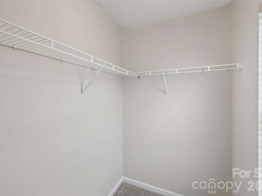 1607 Hoosac Drive, Waxhaw, NC 28173.  MLS# CAR4415250, YatesRealty ID 44812. 