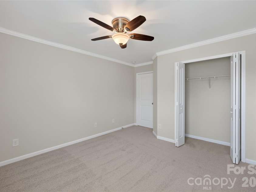 1607 Hoosac Drive, Waxhaw, NC 28173.  MLS# CAR4415250, YatesRealty ID 44812. 